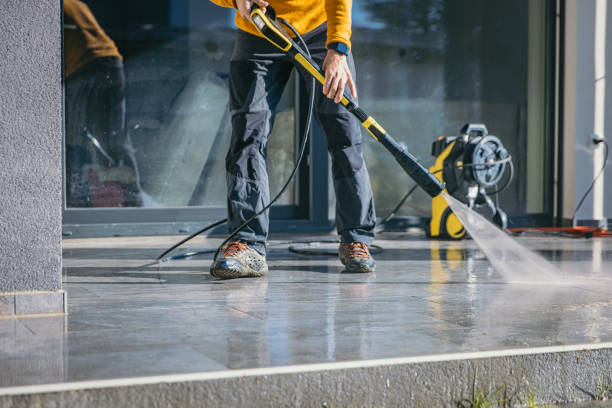 Best Concrete Sealing  in Racine, WI